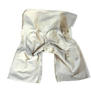 Skims L Seamless Sculpt Butt Lifting Short Shapewear Clay Beige NWOT MSRP 60